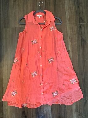 NWOT CORAL HIBISCUS EMBOSSED TANK DRESS - Size S